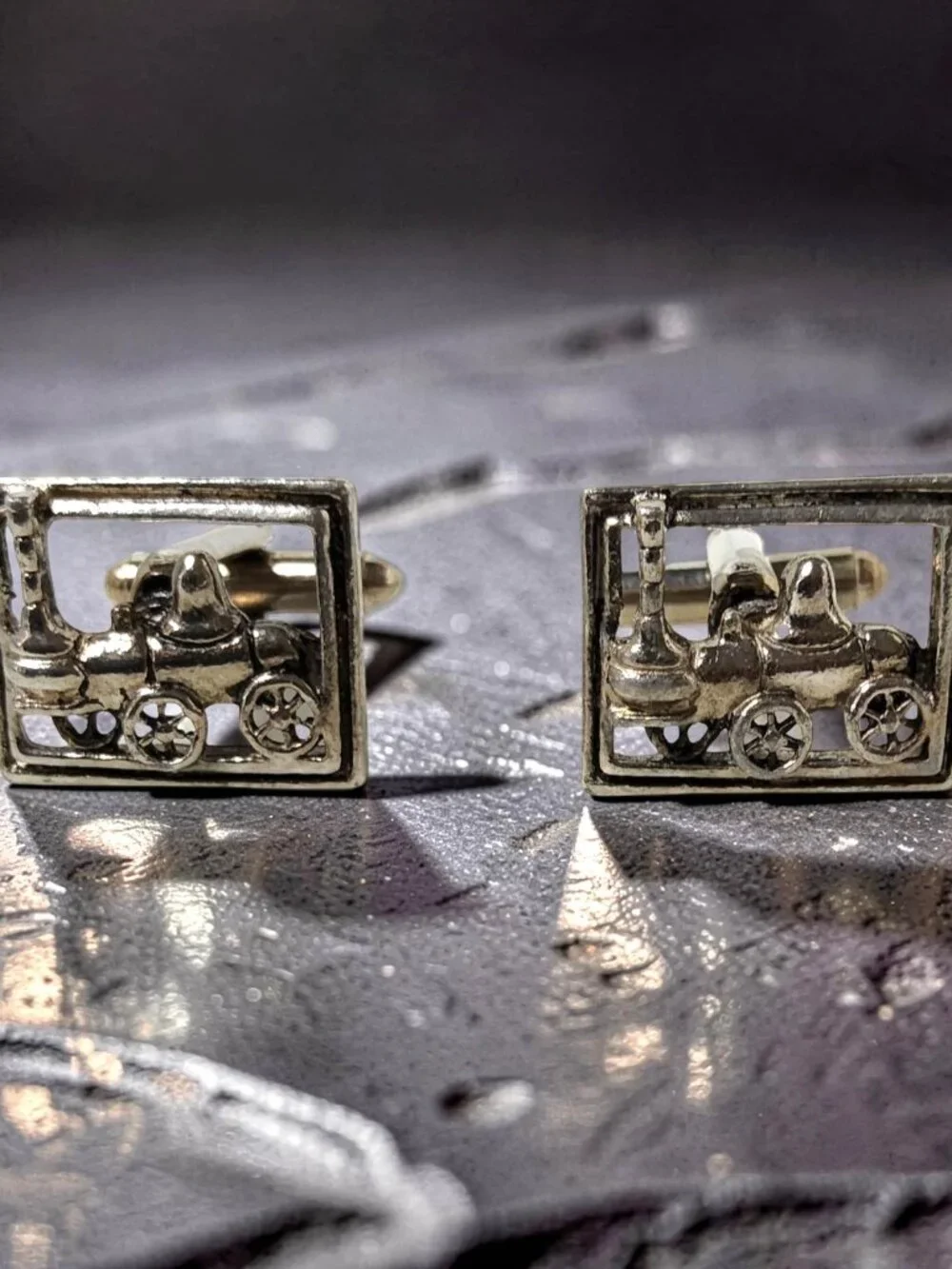 vintage mens silver tone steam engine locomotive cuff links.